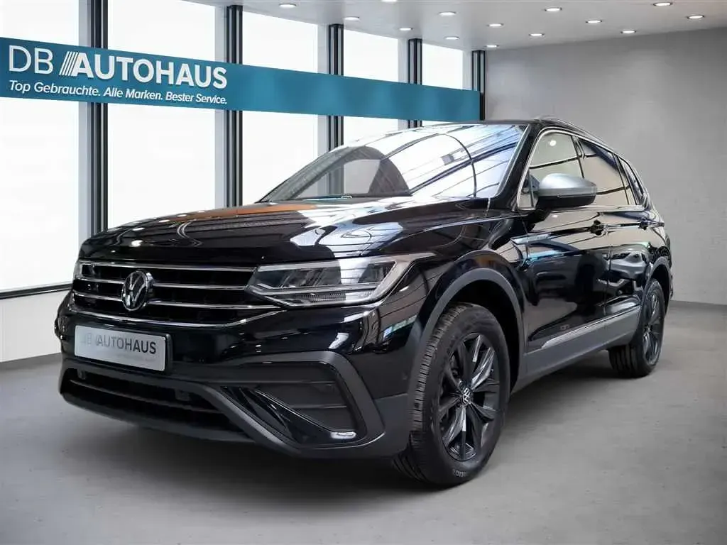 Gebraucht VW Tiguan Allspace Move 190 PS (139 kW) 2024 SUV