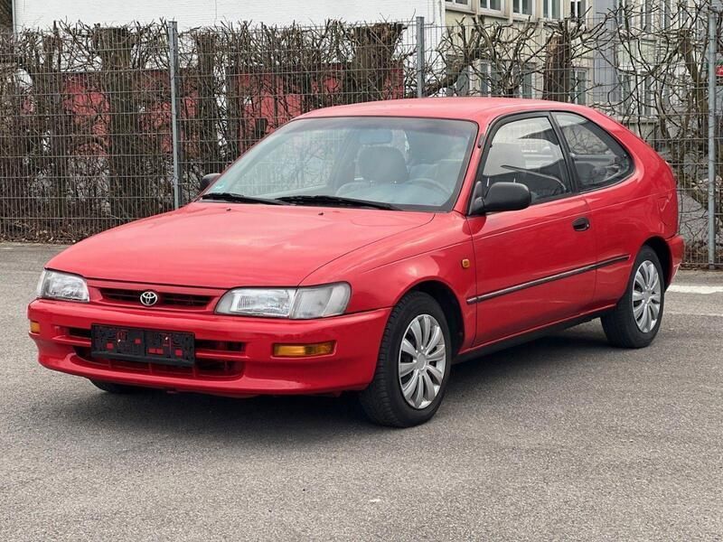 Rot Gebraucht 1995 Toyota Corolla Limousine | 2.500 € - Bild 1/4