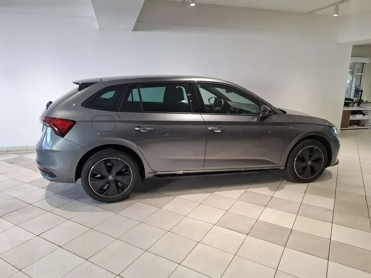 Gebraucht Skoda Scala Monte Carlo 116 PS (85 kW) 2025 Grau Kleinwagen