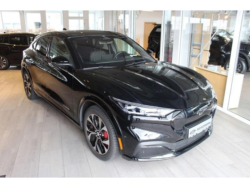 Gebraucht Ford Mustang Mach-E 197 kW (269 PS) 2022 Iridiumschwarz metallic SUV