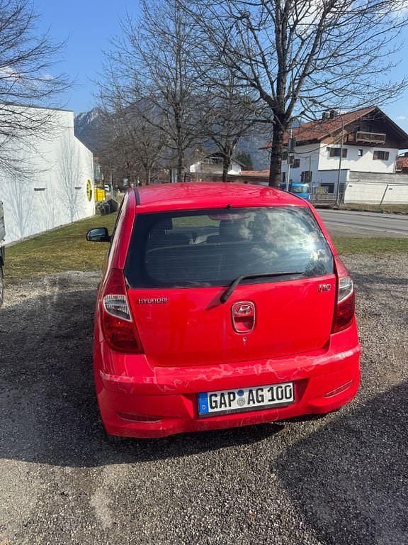 Gebraucht Hyundai i10 Classic 67 PS (49 kW) 2010 Rot Kleinwagen