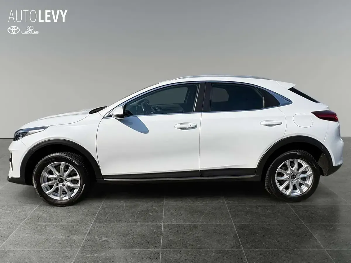 Gebraucht Kia XCeed Spirit 160 PS (117 kW) 2022 Weiß SUV