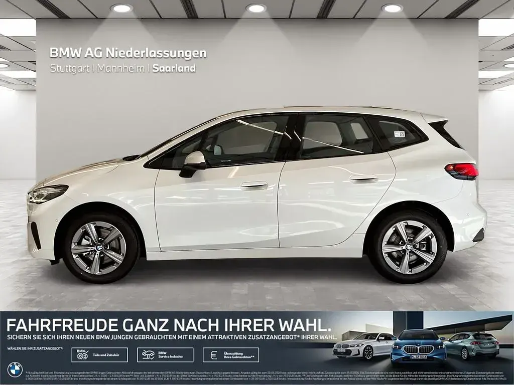 Gebraucht BMW 220 Active Tourer Efficient Dynamics 156 PS (114 kW) 2025 Weiß Van / Kleinbus