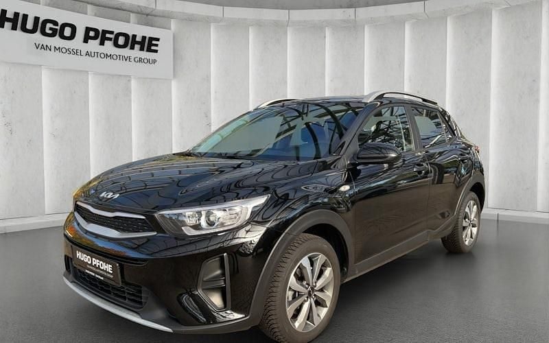 Abp aurora black pearl m Gebraucht 2024 Kia Stonic Vision SUV | 15.350 € (Superpreis) - Bild 1/4