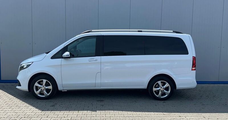Gebraucht Mercedes V220 163 PS (119 kW) 2020 Weiß Van / Kleinbus