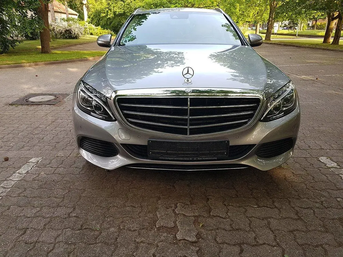 Gebraucht Mercedes C220 Exclusive 170 PS (125 kW) 2014 Grau Kombi