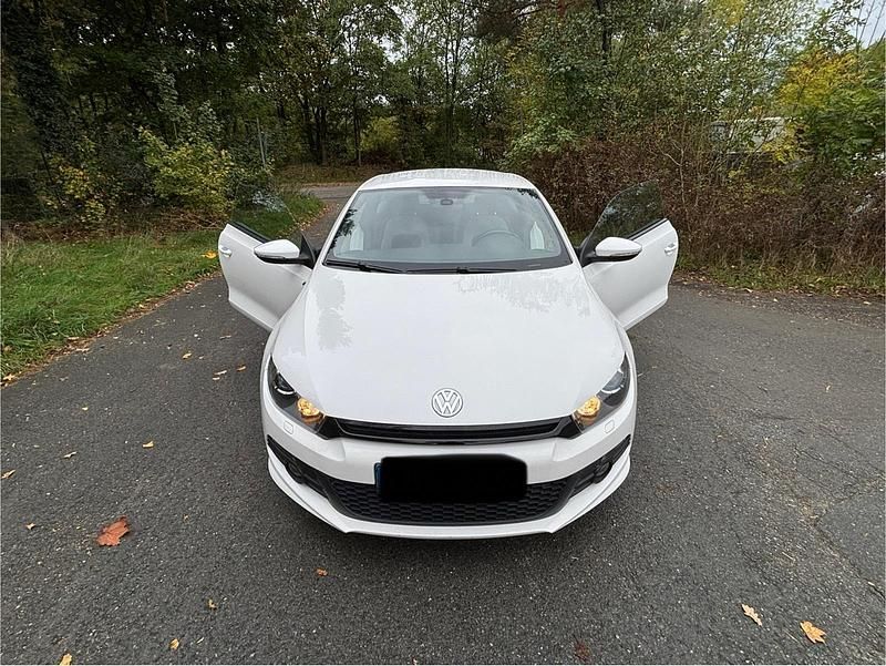 Gebraucht VW Scirocco R-line 170 PS (125 kW) 2010 Weiß Coupé