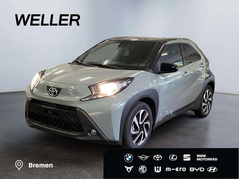 Grün Neu 2025 Toyota Aygo X SUV | 16.290 € (Guter Preis) - Bild 1/3