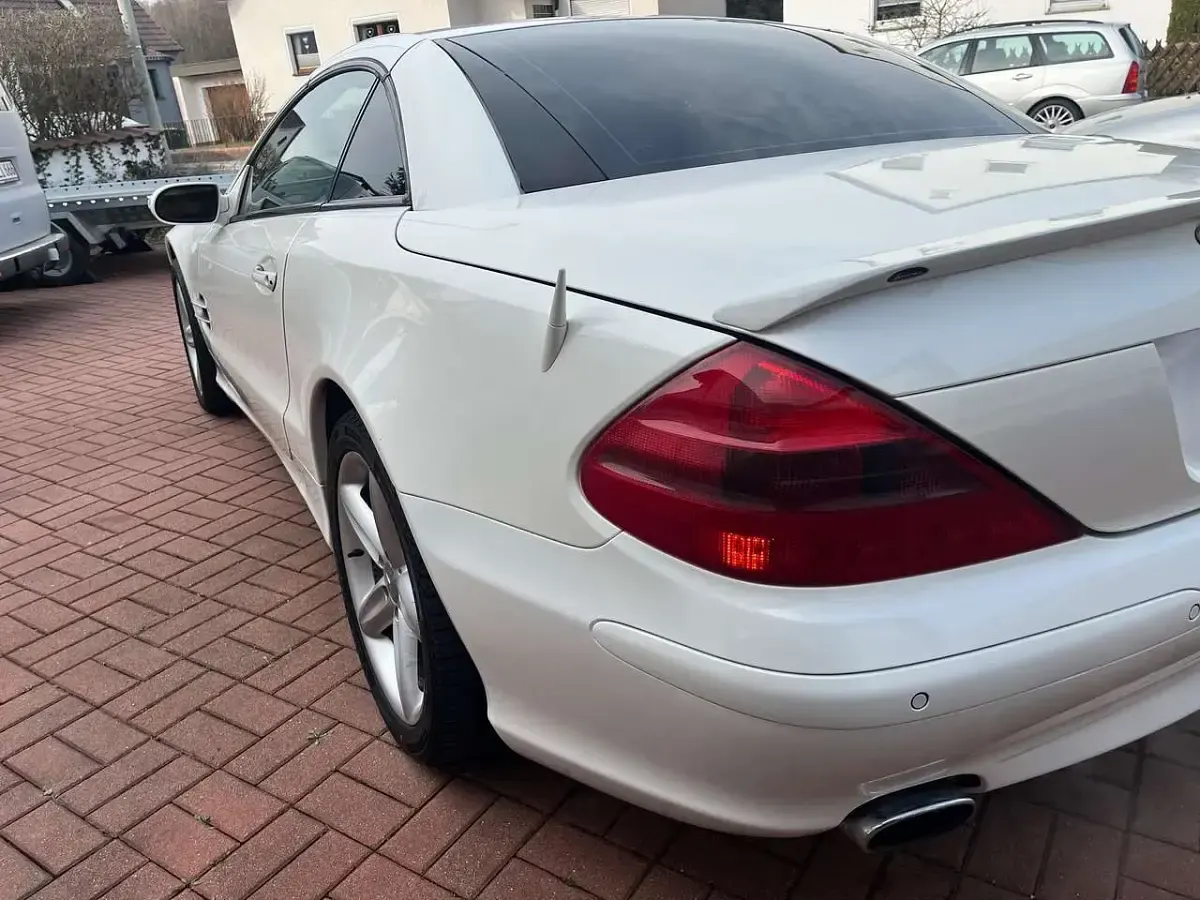 Gebraucht Mercedes SL500 306 PS (225 kW) 2006 Weiß Cabrio