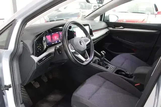 Gebraucht VW Golf VII Life 116 PS (85 kW) 2021 Andere Kleinwagen