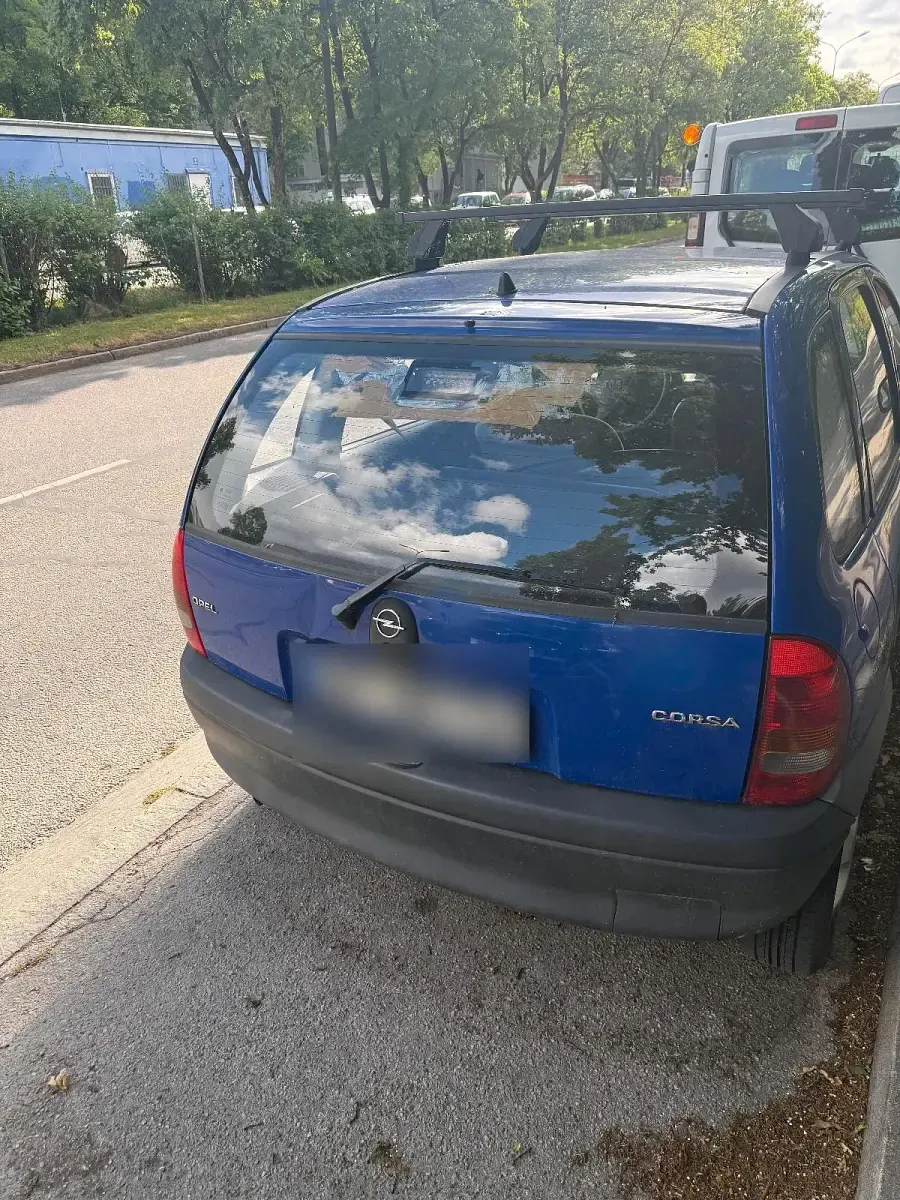Gebraucht Opel Corsa 60 PS (44 kW) 1997 Blau Kleinwagen