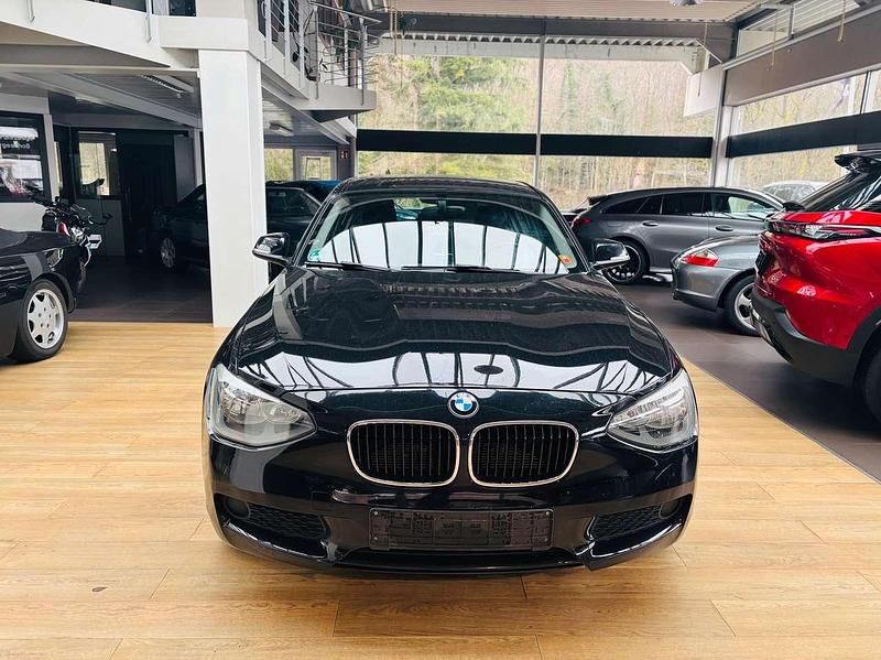 Gebraucht BMW 114 102 PS (75 kW) 2012 Schwarz 2 Kleinwagen