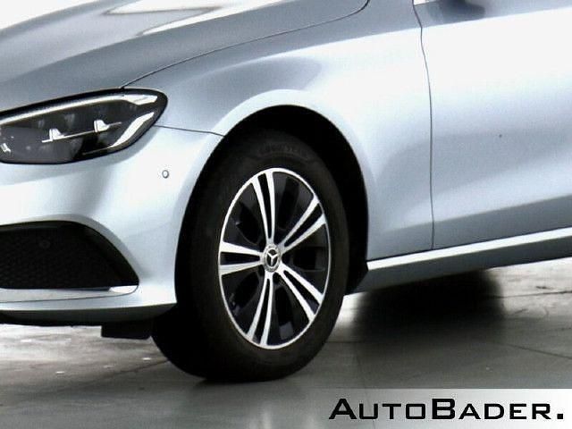Gebraucht Mercedes E220 Avantgarde 200 PS (147 kW) 2022 Silber Limousine