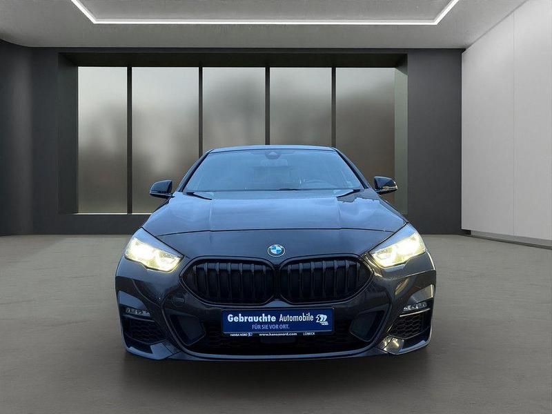 Gebraucht BMW 220 M Sport 190 PS (139 kW) 2023 Schwarz / saphirschwarz (metallic) Coupé