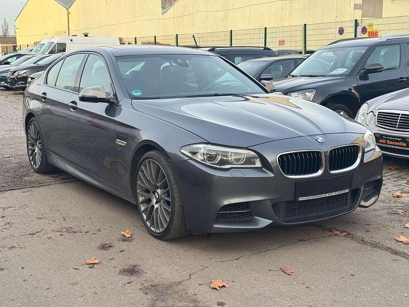 Gebraucht BMW 550 381 PS (280 kW) 2016 Mineralgrau Limousine