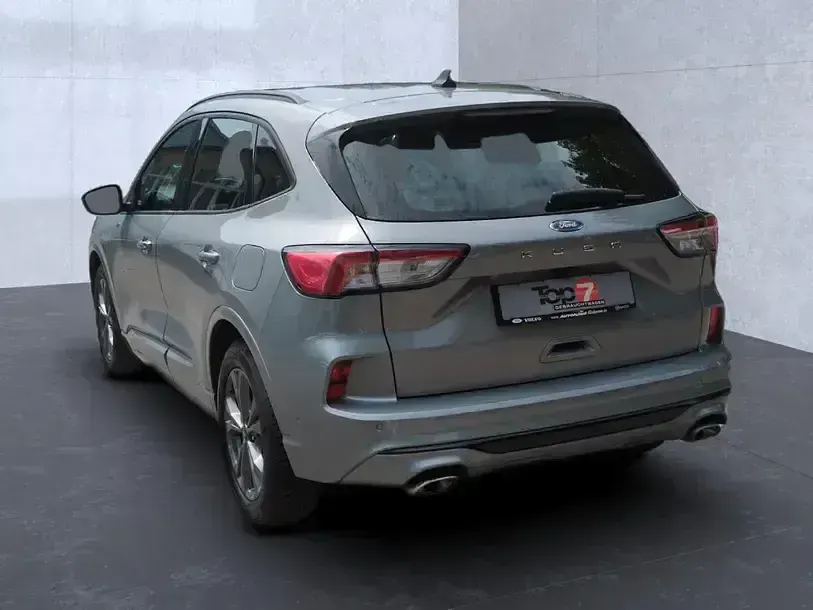 Gebraucht Ford Kuga ST-Line 150 PS (110 kW) 2024 Silber SUV