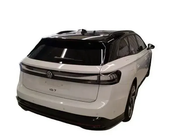 Gebraucht VW ID.7 Pro 210 kW (286 PS) 2025 Weiß Kombi