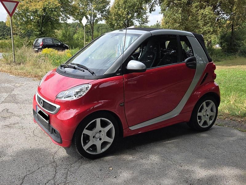 Gebraucht Smart ForTwo Cabrio Brabus 84 PS (61 kW) 2012 Rot Cabrio