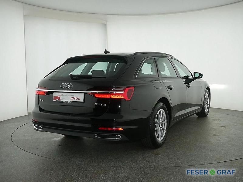Gebraucht Audi A6 Premium 163 PS (119 kW) 2022 Brillantschwarz Kombi
