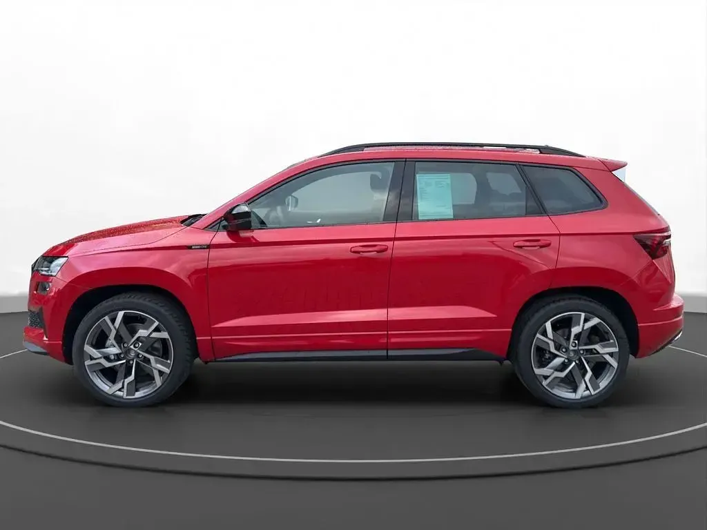 Gebraucht Skoda Karoq SportLine 190 PS (139 kW) 2026 Rot SUV