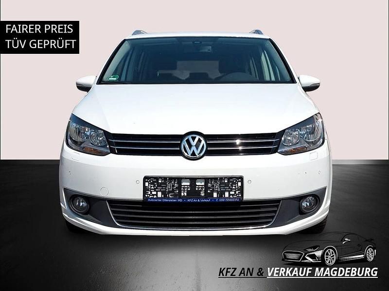 Gebraucht VW Touran Cup 105 PS (77 kW) 2015 Weiß Van / Kleinbus