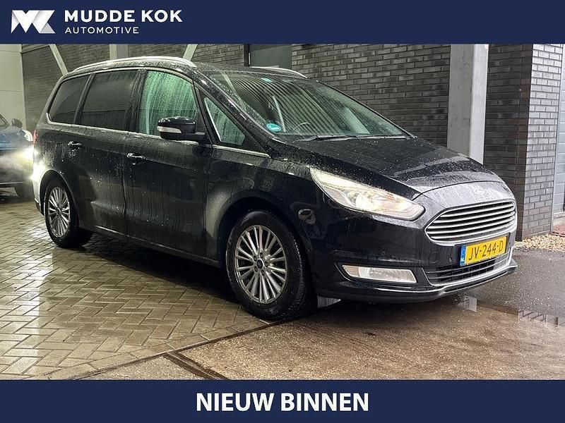 Schwarz Gebraucht 2016 Ford Galaxy Titanium Van / Kleinbus | 14.433 € (Teuer) - Bild 1/4