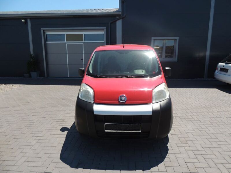 Rot Gebraucht 2014 Fiat Fiorino Van / Kleinbus | 3.300 € - Bild 1/4