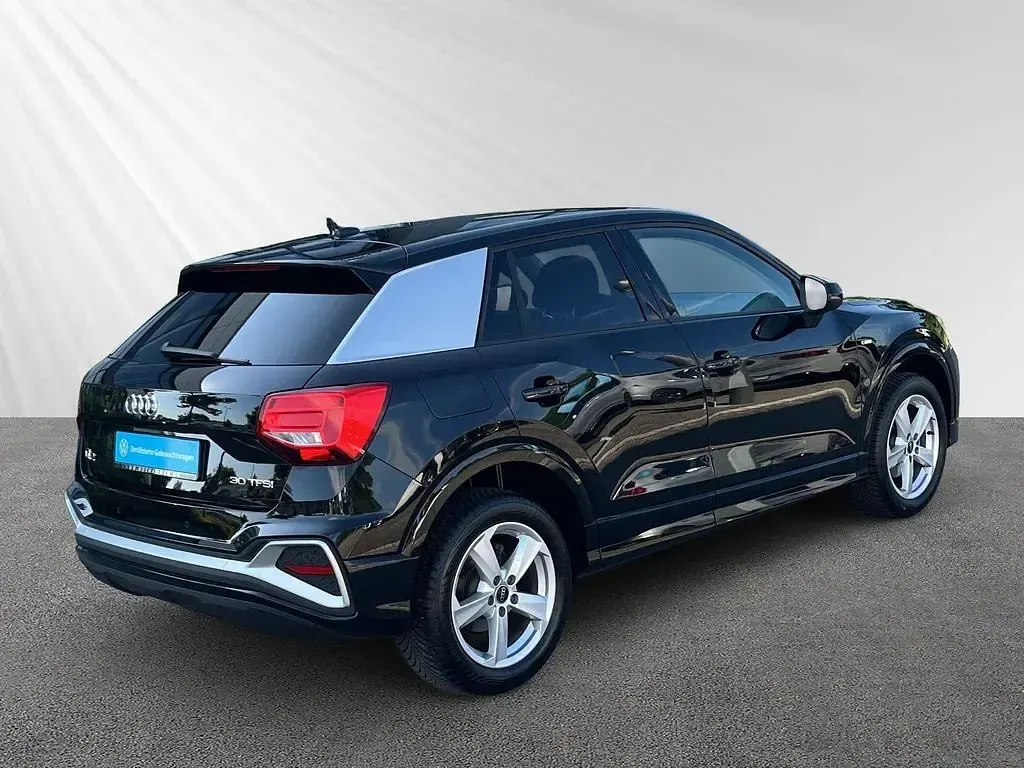 Gebraucht Audi Q2 S-Line 116 PS (85 kW) 2025 Schwarz SUV