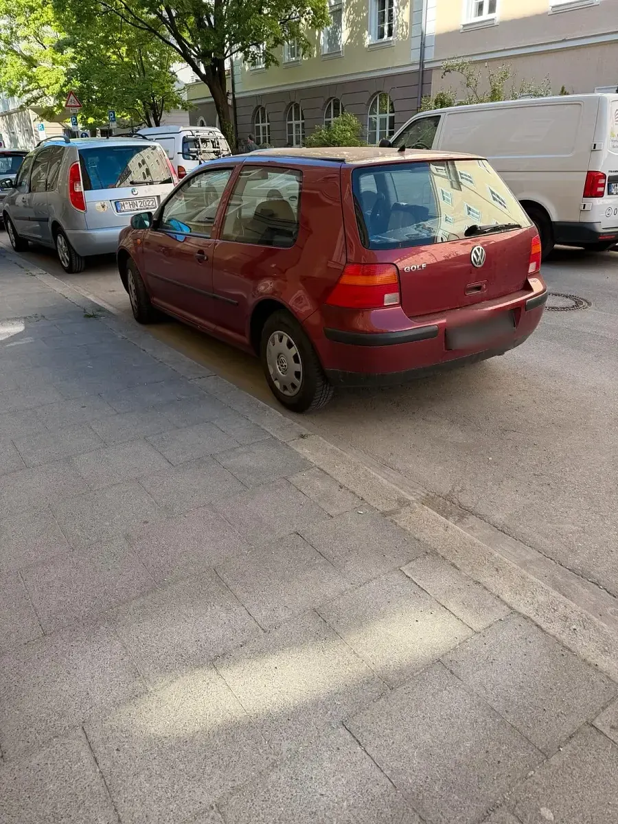 Usata VW Golf IV 75 CV (55 kW) 2000 Rosso Utilitaria