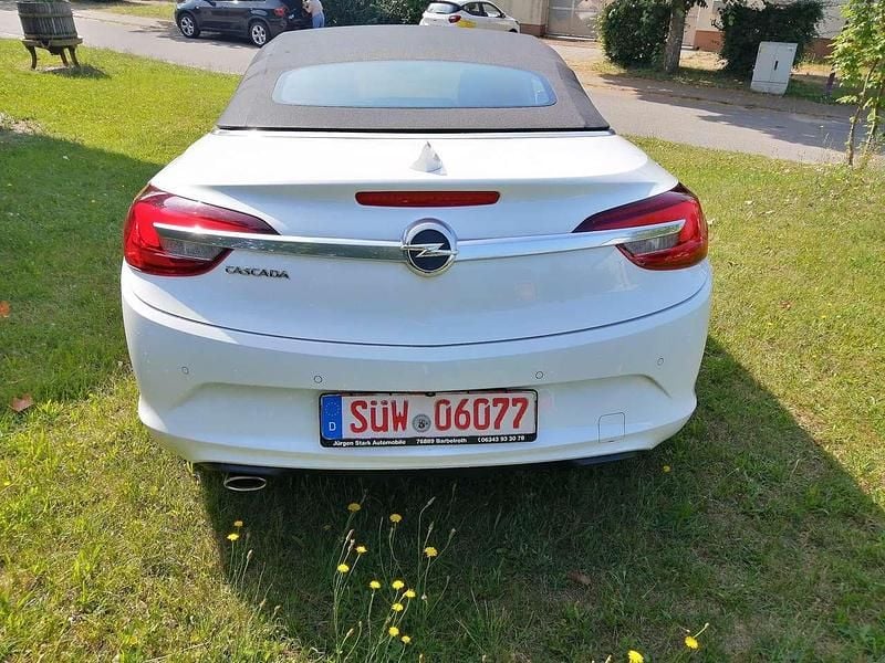 Gebraucht Opel Cascada Edition 140 PS (102 kW) 2018 Weiß Cabrio