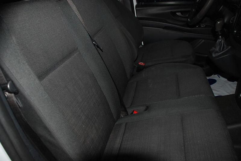 Gebraucht Mercedes Vito 114 PS (83 kW) 2018 Weiß Van