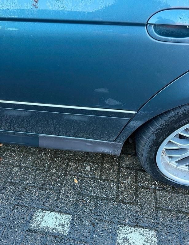 Brugt BMW 523 170 HK (125 kW) 1998 Grå Sedan