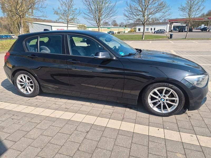 Usata BMW 116 Efficient Dynamics 116 CV (85 kW) 2013 Nero Utilitaria