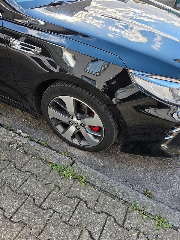 Gebraucht Kia Optima GT 245 PS (180 kW) 2017 Schwarz Kombi