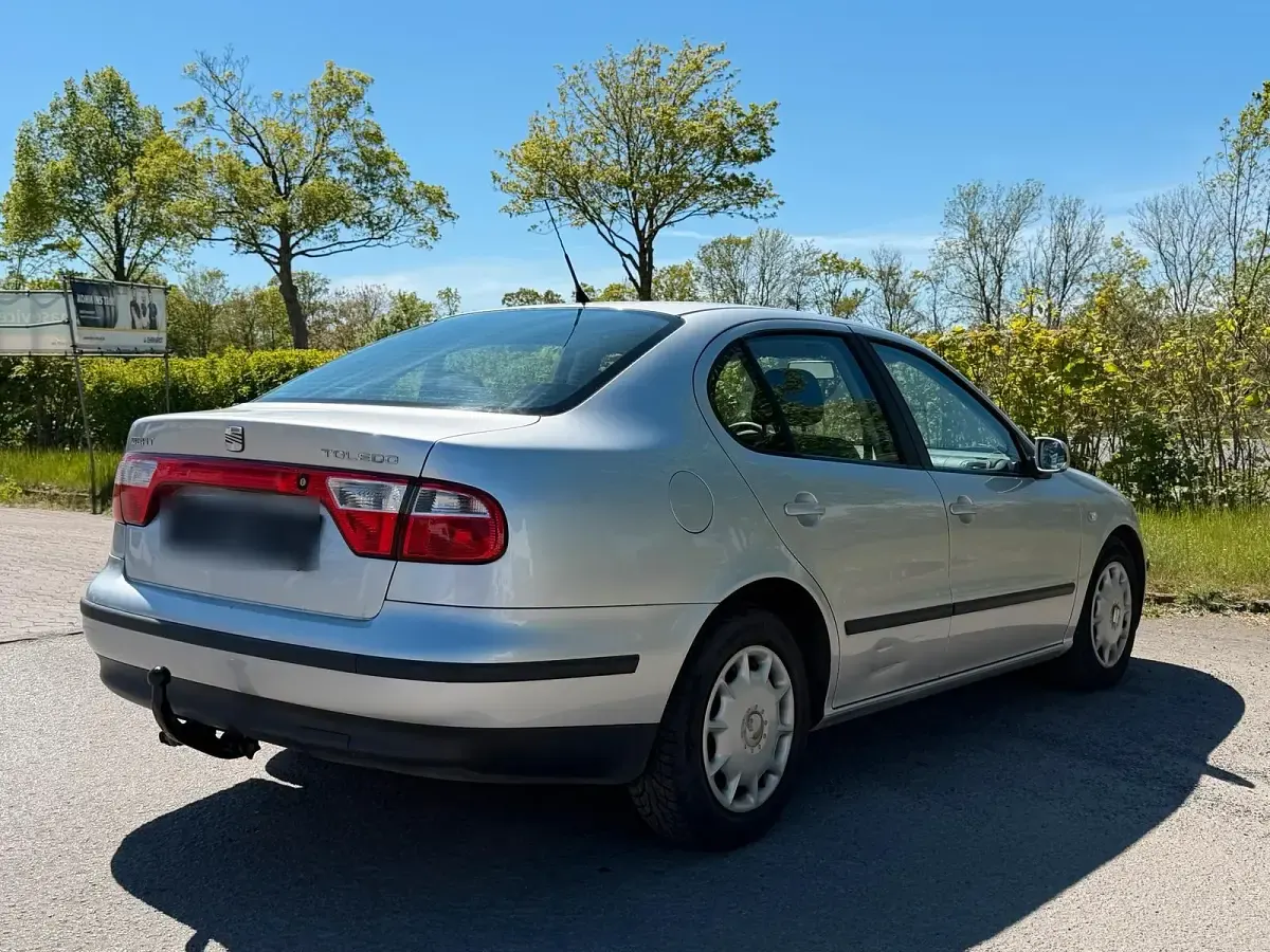 Gebraucht Seat Toledo 80 PS (58 kW) 2003 Silber Limousine