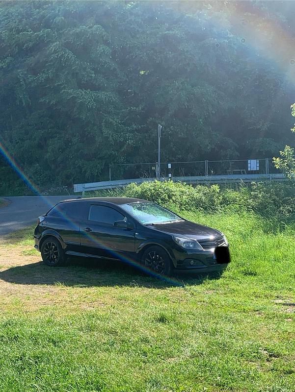 Schwarz Gebraucht 2008 Opel Astra GTC Kleinwagen | 1.800 € (Fairer Preis) - Bild 1/4