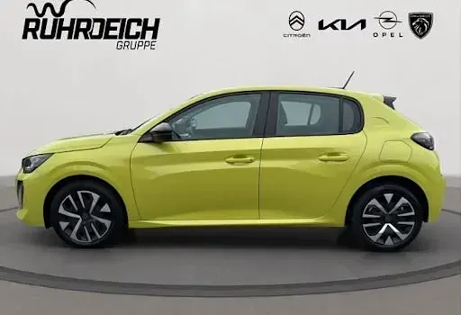 Gebraucht Peugeot 208 Active 101 PS (74 kW) 2024 Gelb Kleinwagen