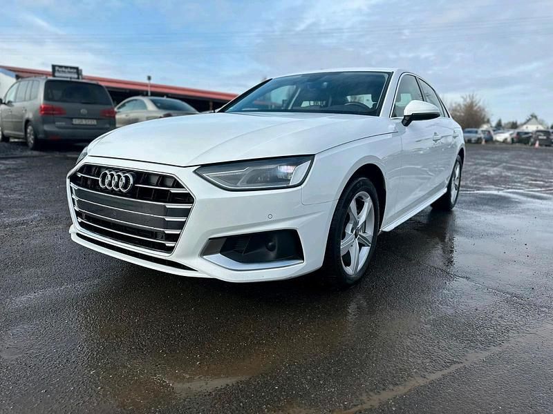 Gebraucht Audi A4 204 PS (150 kW) 2021 Weiß Limousine