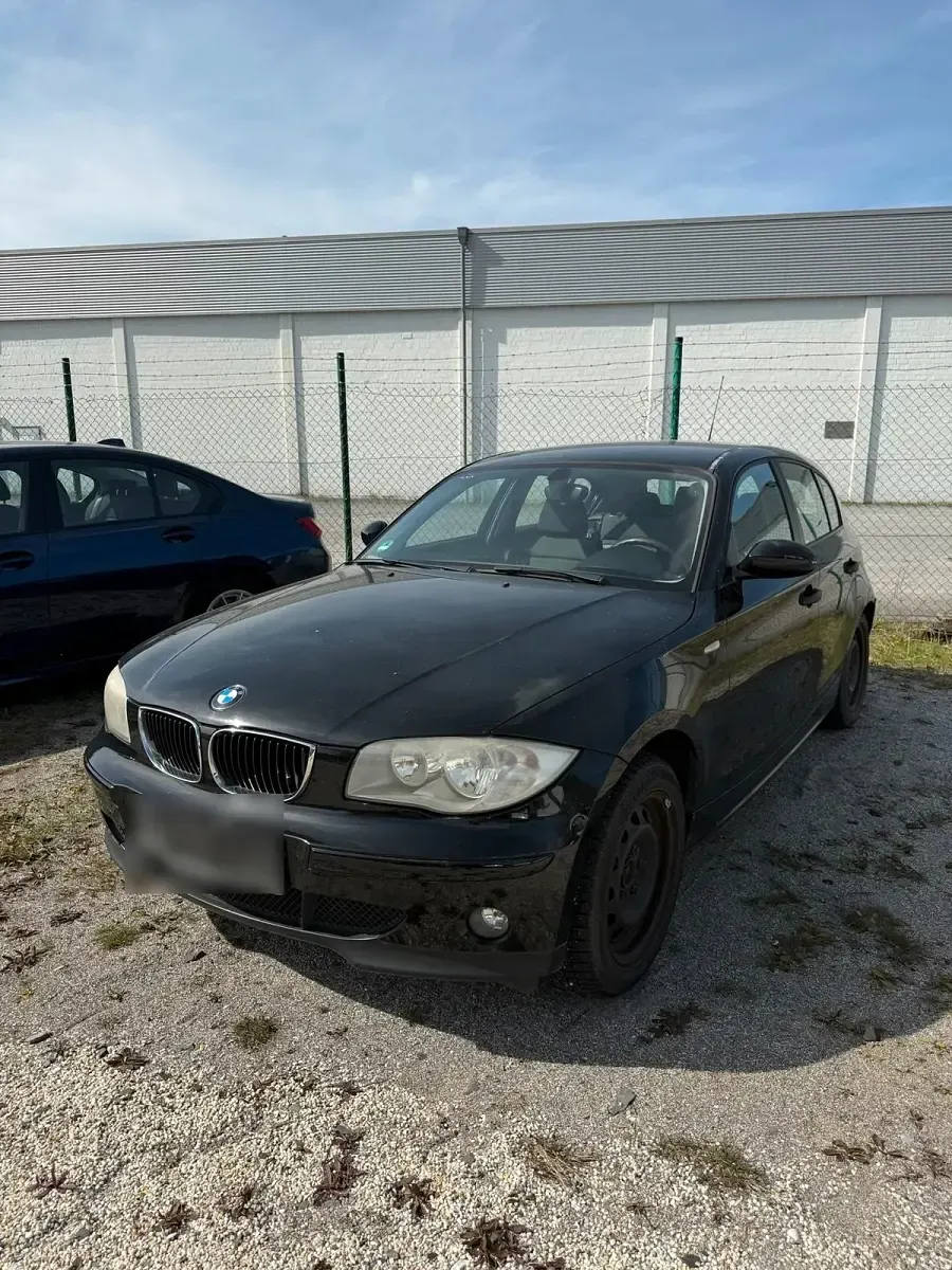Second-hand BMW 116 115 CP (84 kW) 2006 Negru Hatchback