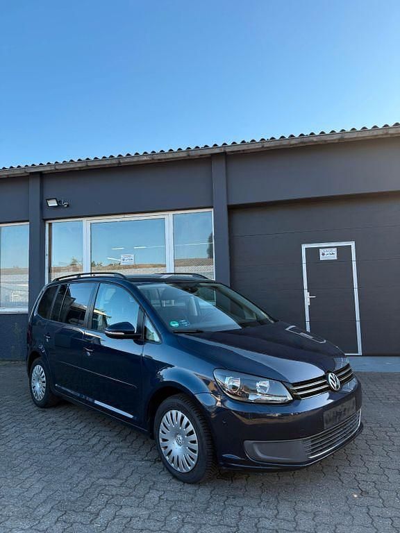 Blau Gebraucht 2011 VW Touran Comfortline Van / Kleinbus | 4.900 € (Superpreis) - Bild 1/4