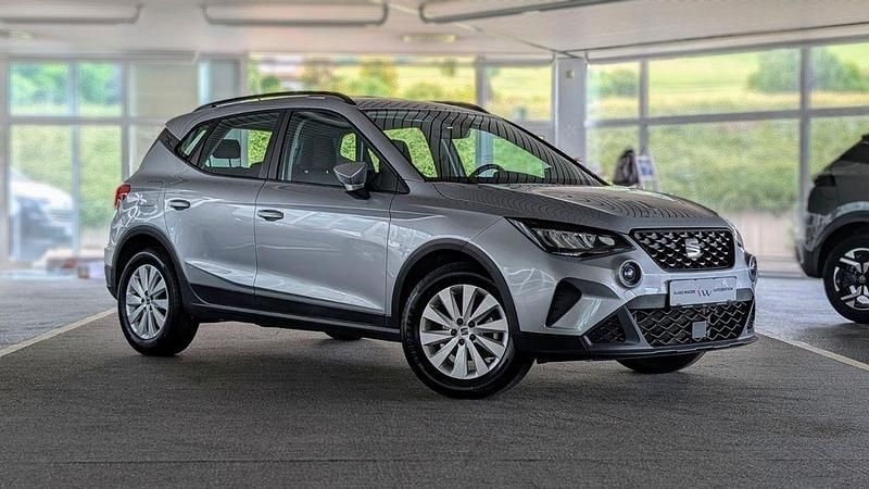 Gebraucht Seat Arona Style 110 PS (80 kW) 2024 Urban silver SUV