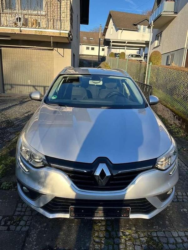 Gebraucht 2016 Renault Mégane GrandTour Life Kombi | 8.500 € (Etwas zu teuer) - Bild 1/4