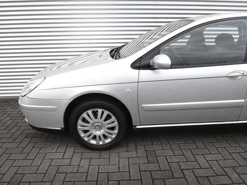 Gebraucht Citroën C5 136 PS (100 kW) 2005 Hellgrau (metallic) Limousine
