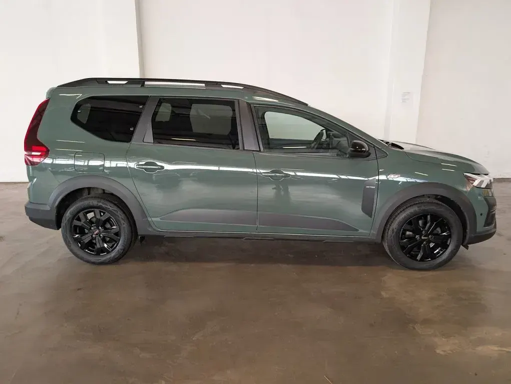 Gebraucht Dacia Jogger Extreme 110 PS (80 kW) 2023 Grün Van / Kleinbus