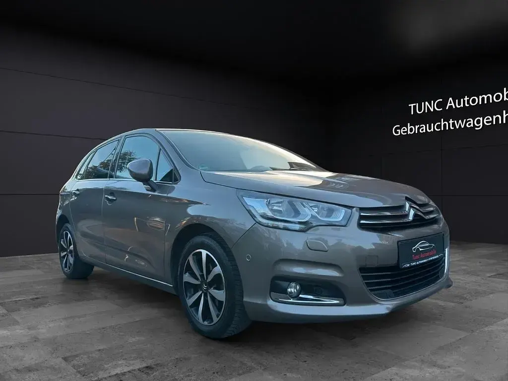 Gebraucht Citroën C4 SELECTION 131 PS (96 kW) 2018 Grau Limousine