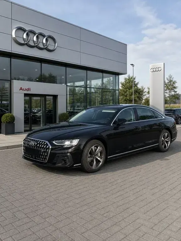 Gebraucht Audi A8L 462 PS (339 kW) 2024 Schwarz Limousine