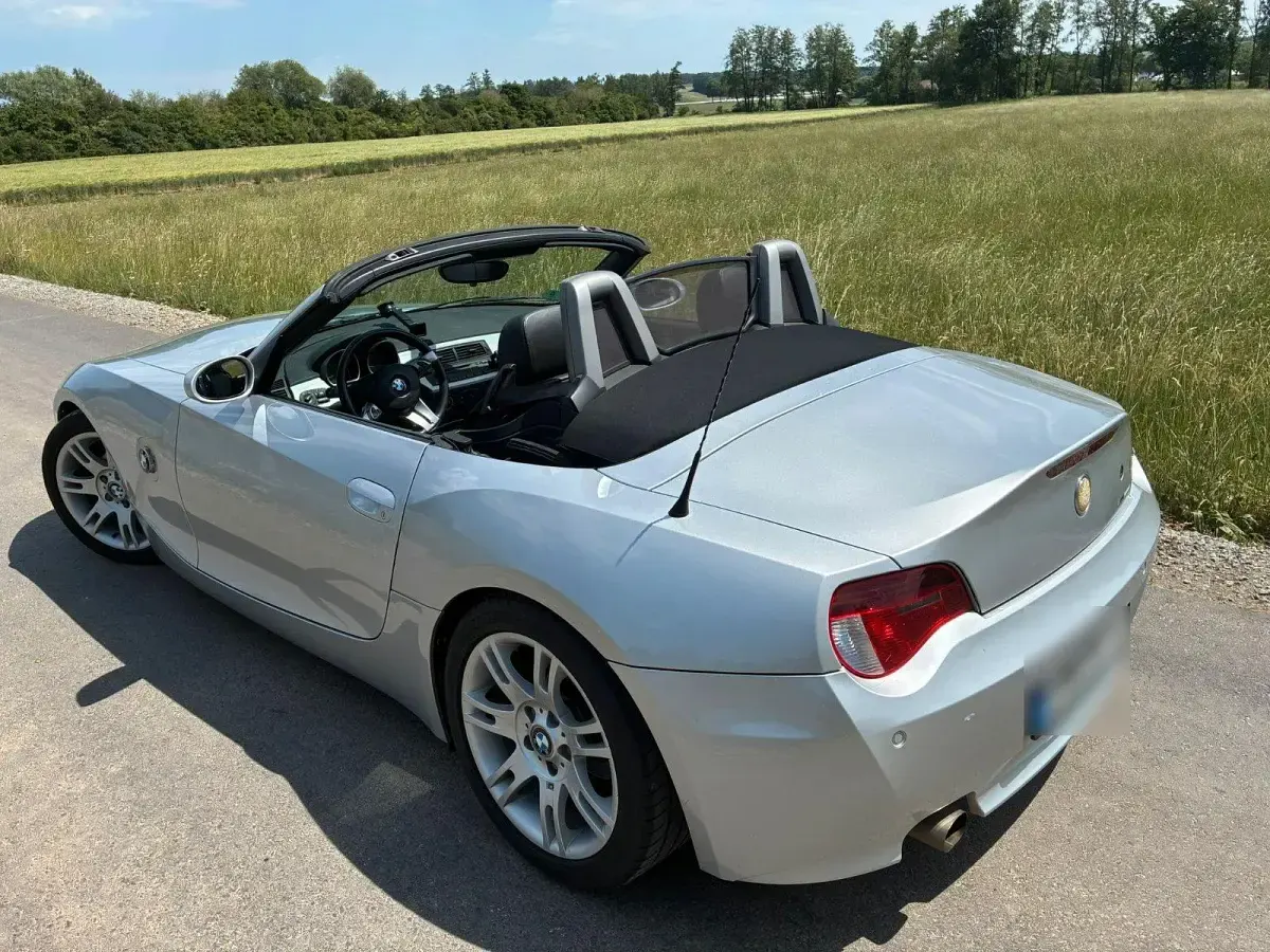 Gebraucht BMW Z4 150 PS (110 kW) 2007 Silber Cabrio