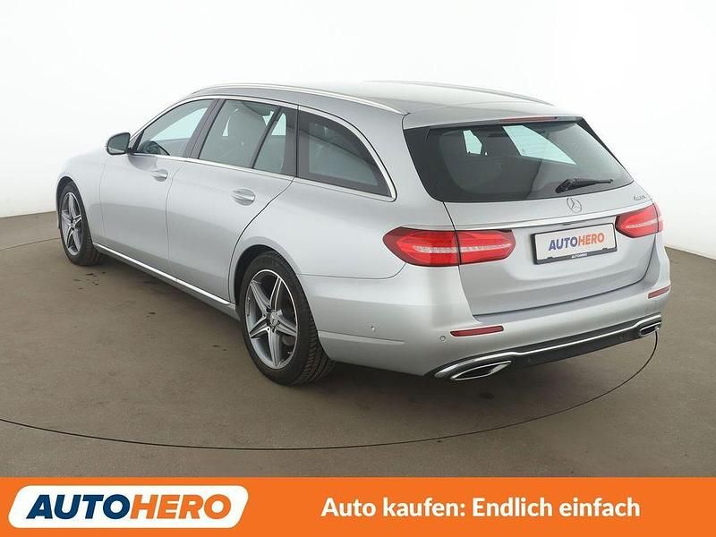 Gebraucht Mercedes E220 Avantgarde 194 PS (142 kW) 2017 Silber Limousine