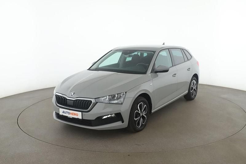Grau Gebraucht 2020 Skoda Scala Drive Kleinwagen | 19.580 € (Fairer Preis) - Bild 1/3