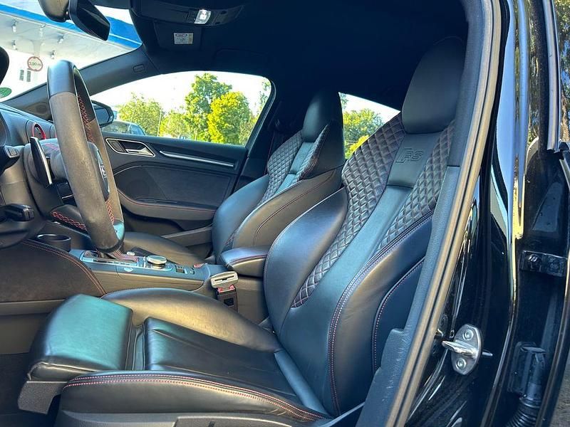 Gebraucht Audi RS3 Sport 400 PS (294 kW) 2018 Schwarz Limousine